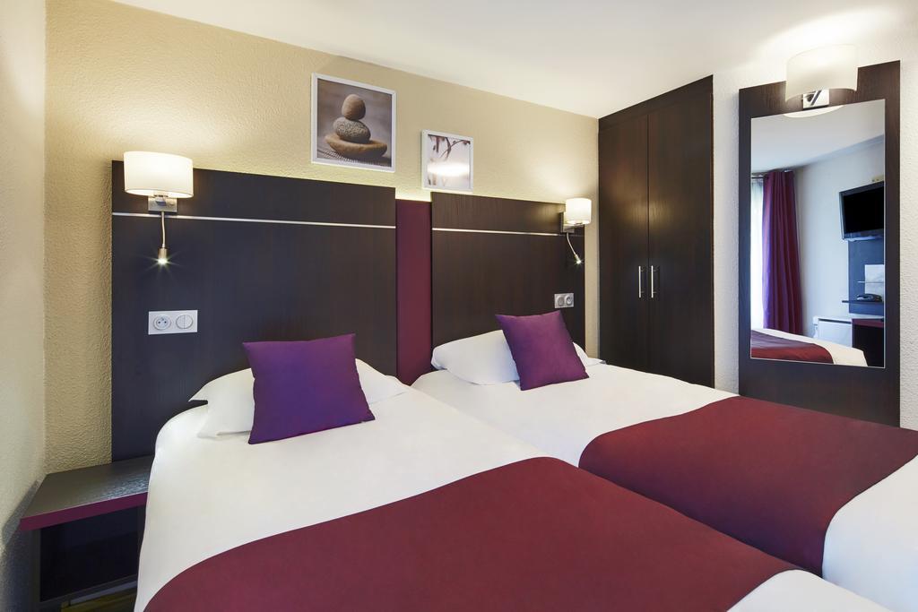 Kyriad Hotel Meaux Exterior photo